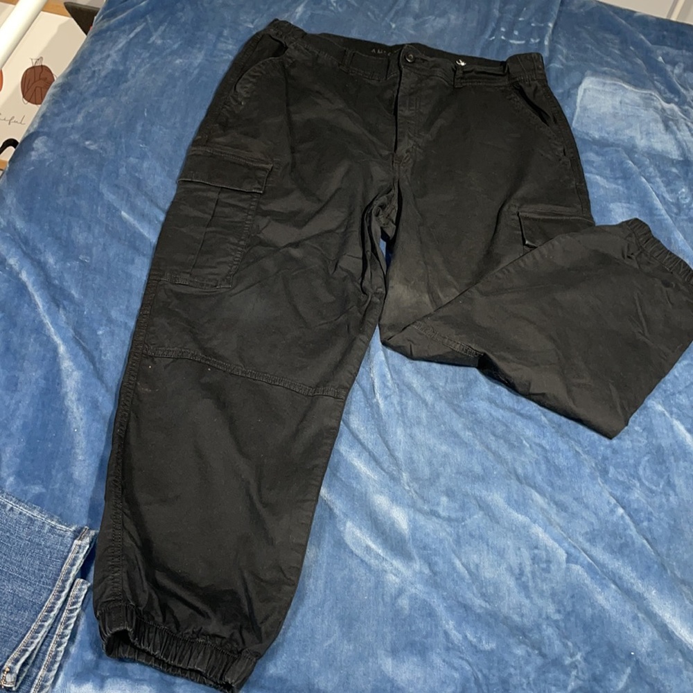 American eagle cargo pants